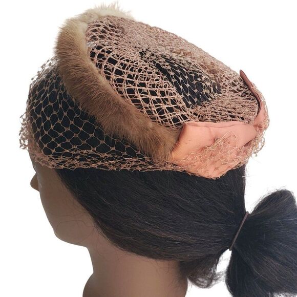 Pillbox Hat 1940s 50s Crochet Net Mink Fur Brown Satin Bow - Picture 5 of 10
